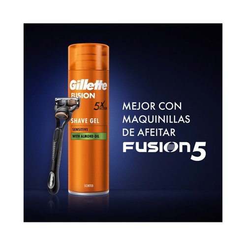 GILLETTE Fusion 5 Neceser con maquinilla, recambio y gel de afeitar.