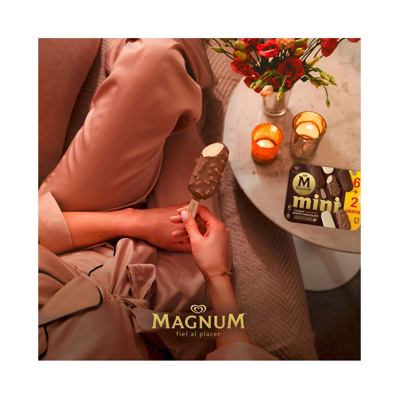 De frigo mini bombones almendradros, de chocolate, chocolate con leche y chocolate blanco 8 x 55 ml.