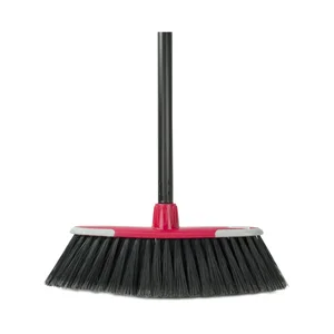 ROZENBAL Danubio Escoba de barrer con mango.