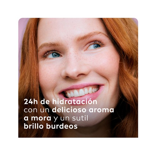 LIPOSAN Black berry shine Protector (bálsamo) labial hidrtante, con aroma a moras.