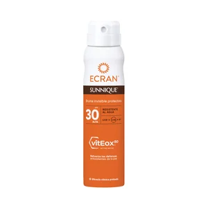 ECRAN Sunnique Protector solar en spray con textura bruma y FPS 30 (alta) 75 ml.