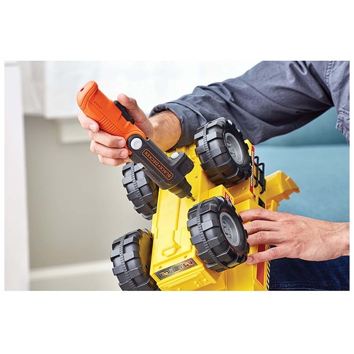 Atornillador eléctrico sin cable, batería litio 3.6V, cabezal pivotante, linterna, BLACK + DECKER BDCSFL20C.