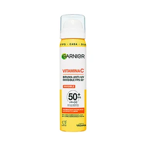 GARNIER Vitamina C Bruma facial acabado invisible con FPS 50+ (muy alto) 75 ml.