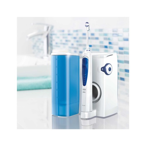 Irrigador bucal profesional ORAL-B OxyJet, tecnología microburbújas, 5 presiónes.            