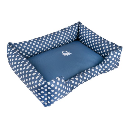 BENETTON Cuna talla M 65X40 cm.