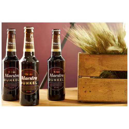 MAHOU MAESTRA Cerveza Dunkel botella de 33 cl.