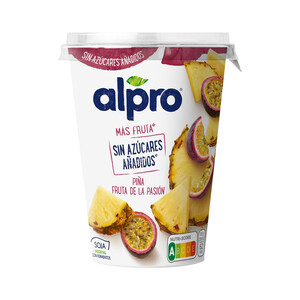ALPRO Especialidad de soja, con fermentos del yogurt y trocitos de piña y fruta de la pasión ALPRO 500 g.