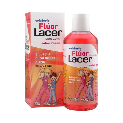 Enjuague bucal de uso diario sin alcohol, con flúor y Xilitol, sabor fresa LACER 500 ml.
