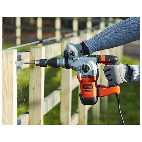 Martillo sds-plus 1250W, con maletín, BLACK + DECKER BEHS03K.