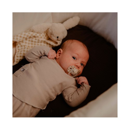SUAVINEX Night & day Chupetes con tetina fisiológica de silicona, de 6 a 18 meses.