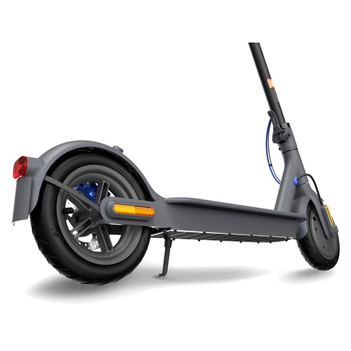 Patinete eléctrico XIAOMI Mi Electric Scooter 3 negro, 300W, vel max 25km/h, ruedas 8,5", autonomía hasta 30Km, carga max 100Kg.
