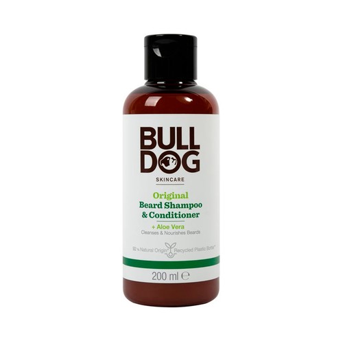 BULLDOG Original Aceite para barba, con aloe vera, camelina y Té verde, de origen natural 30 ml.