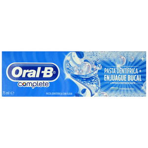 ORAL-B Pasta de dientes con enjuague bucal, con sabor a hierbabuena y efecto refrescante ORAL B Complete 75 ml.