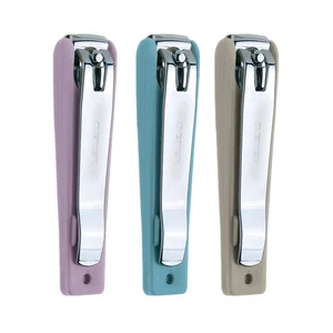 BETER Cortauñas metálico de 9 cm con depósito para pedicura BETER.