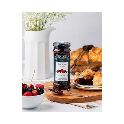 ST.DALFOUR Mermelada de cuatro frutas (Frambuesas, Cerezas Negras, Fresas y Moras) 284 g.