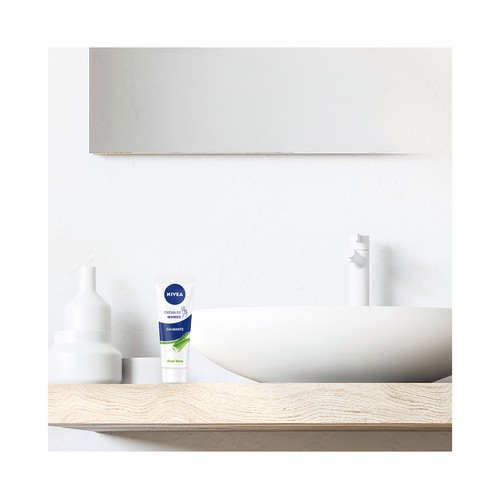 NIVEA Crema de manos calmante, con extracto de aloe vera NIVEA 100 ml.