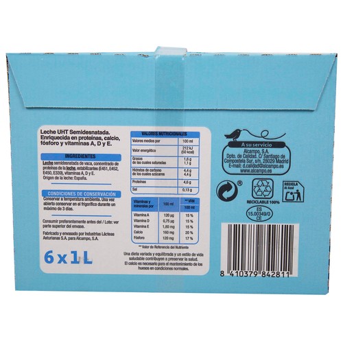 AUCHAN Leche semidesnatada, enriquecida con calcio y vitaminas A, D y E 6 x 1 l Producto Alcampo.