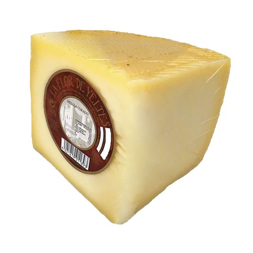 LA FLOR DE YELTES Queso mezcla semicurado, cuña.