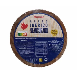 AUCHAN Queso mezcla semicurado, cuña Producto Alcampo.