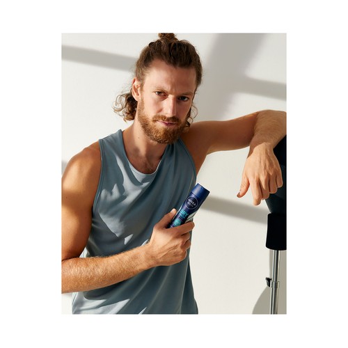 NIVEA Men dry fresh Desodorante en spray para hombre anti transpirante hasta 72 horas 200 ml.