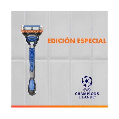 GILLETE Fusion 5 Neceser con maquinilla, 4 recambios y espuma (gel) de afeitar 200 ml.