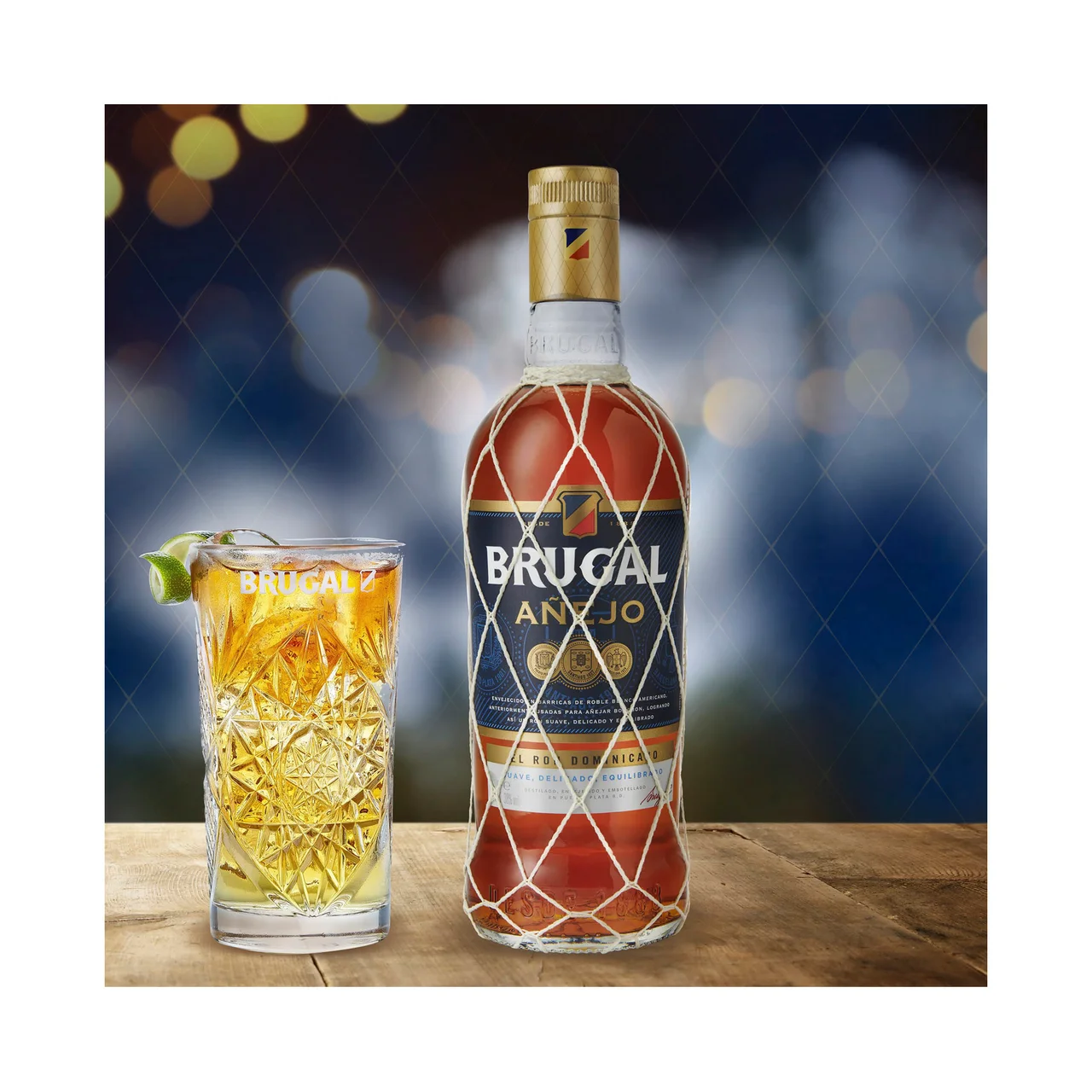 BRUGAL Ron añejo de calidad superior, destilado, envejecido y embotellado en Republica Dominicana BRUGAL botella 1l.