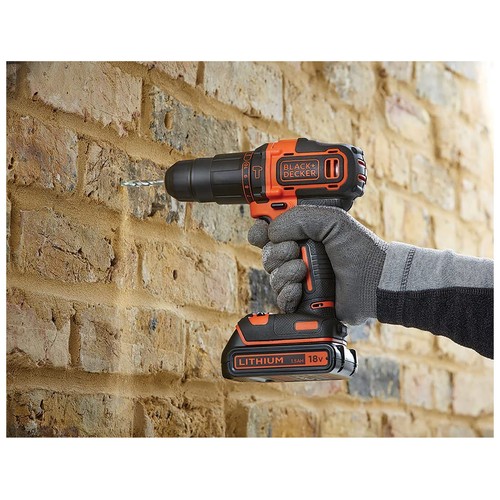 Taladro atornillador con batería litio 18V, 2 baterías y maletín, BLACK + DECKER BDCHD18KB.