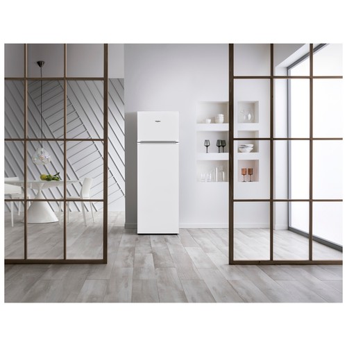 Frigorífico 2 puertas WHIRLPOOL W55TM 6110 W 1 Cíclico, clasificación energética: F, H: 160cm, A: 55cm, F: 57cm, capacidad total: 240L.
