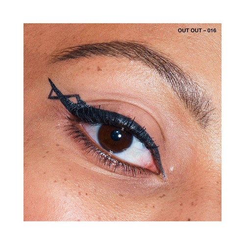 RIMMEL  Wonder swipe tono 016 Out out  Eyeliner metálico o sombra de ojos brillante.