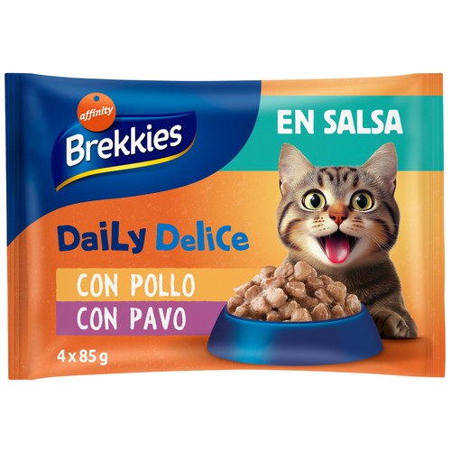 BREKKIES Alimento húmedo de gatos con salsa, pollo y pavo 4X85gr