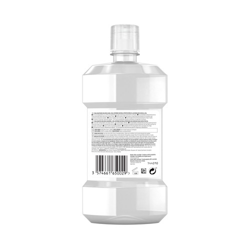 LISTERINE Naturals Enjuague bucal con sabor suave a menta que ayuda a proteger las encías 500 ml.