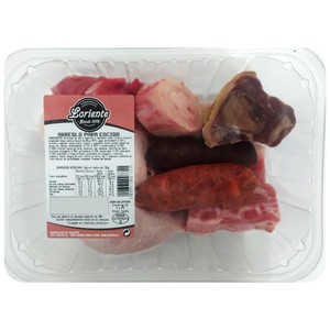 Bandeja de arreglo para cocido, que incluye trozo de pollo