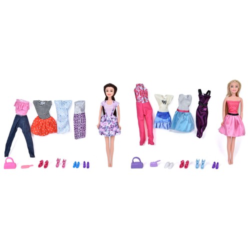 Muñeca Style Story con 4 Outfits, 11 piezas, modelos surtidos +3 Años ONE, TWO FUN