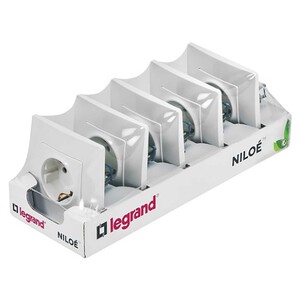 Imagen de Pack de 5 tomas de corriente 2P+T color blanco, LEGRAND.