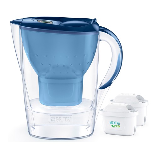 BRITA Jarra con filtro de agua Marella azul (2,4 l) incl. 2x cartuchos MAXTRA PRO All-in-1: jarra apta para frigorífico con  digital y tapa abatible que reduce el cloro, la cal y las impurezas