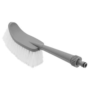 Cepillo con toma para manguera, PRODUCTO ECONÓMICO ALCAMPO.