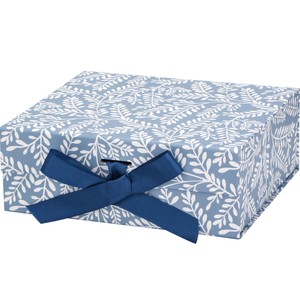 Imagen de Caja de regalo rectangular tamaño M, 3 diseños surtidos, AUCHAN. 