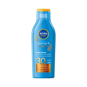 NIVEA Sun protege & broncea Leche solar protectora y activadora del bronceado, con factor de protección 30 (alto) 200 ml.