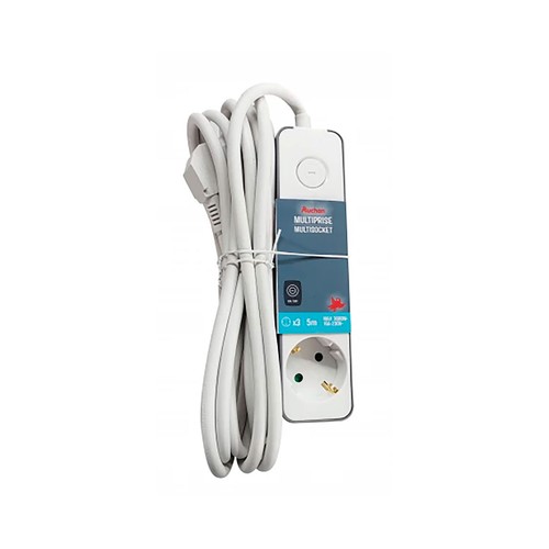 Ladrón base de 3 tomas de 5 m, 16 amperes, botón encendido/apagado. AUCHAN.