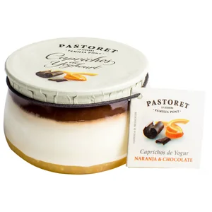 PASTORET Yogur griego cremoso natural azucarado, con naranja y chocolate Caprichos de yogur 150 g.