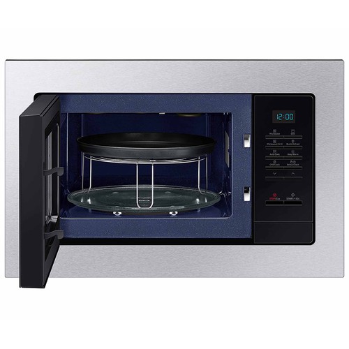 Microondas integrable con grill SAMSUNG MG23A7013CT/EC, color inox, capacidad 23L, potencia: 800W, grill: 1100W.