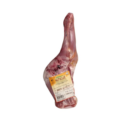 Paletilla entera de cabrito, ideal para asar