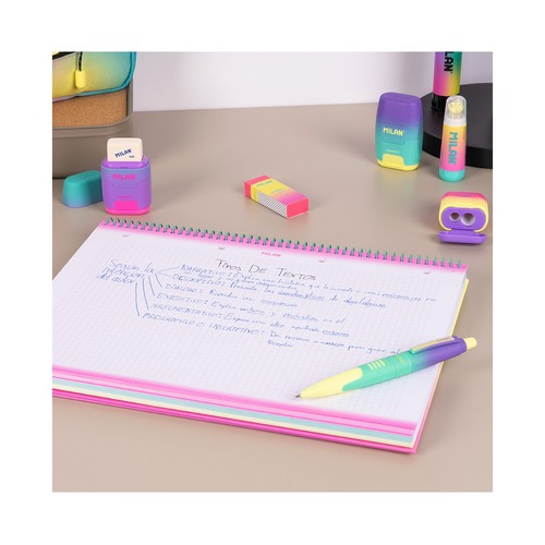 Cuaderno A4 tapa dura cuadriculado 5x5 mm 90 hojas 90 gr Sunset color lila. MILAN