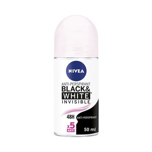 Imagen de NIVEA Black & white invisible Desodorante roll on para mujer con fórmula anti manchas 50 ml.