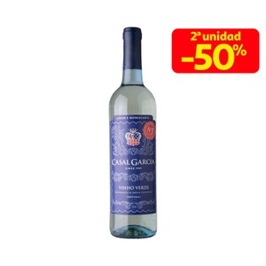 CASAL GARCIA Vino blanco con D.O.C. Vinho Verde botella 75 cl.