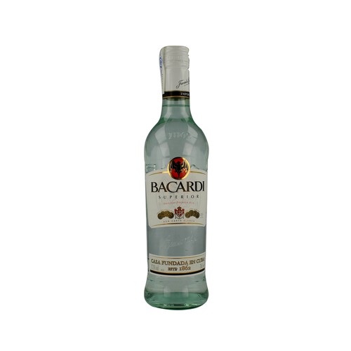 Ron blanco de calidad superior BACARDI Carta blanca botella de 70 cl.