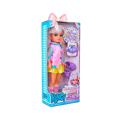 Muñeca estilosa, charms in style, NANCY.