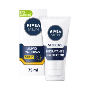 NIVEA Men sensitive Crema facial hidratante y portectora, sin alcohol y con FPS 15 75 ml.