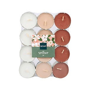 Imagen de Set de 24 tealights, velas pequeñas, aroma de flores blancas, 3 colores marrones, ALCAMPO.