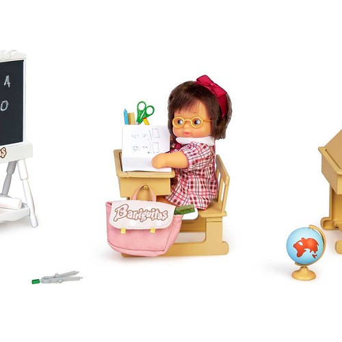 Conjunto de juego Escuela con muñeca incluida, BARRIGUITAS.